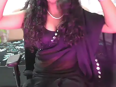 Snapshot of shaalu_sharma chatting on 09-11-25, 06:57 shaalu sharma online show from 09-11-25, 06:57