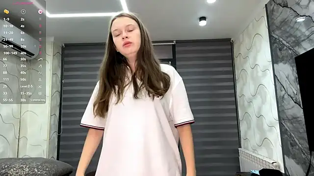 CharlynDini online show from 10-26-25, 05:24