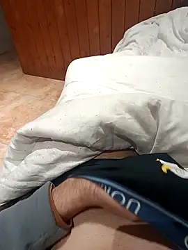 Angelmilf69 online show from 12-15-25, 04:11