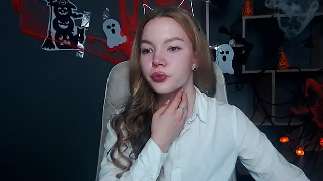 StellaLight online show from 10-29-25, 01:24