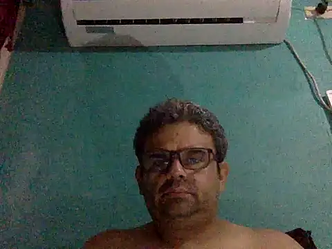 Snapshot of Katracho6969 chatting on 10-17-25, 05:10 Katracho6969 online show from 10-17-25, 05:10