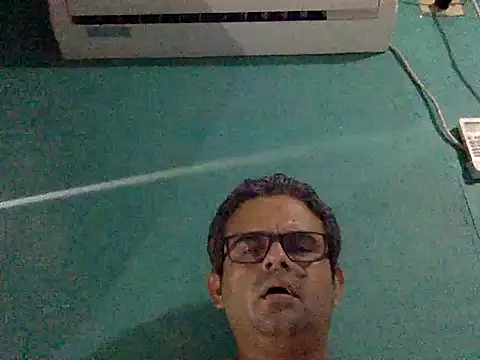 Snapshot of Katracho6969 chatting on 10-24-25, 04:09 Katracho6969 online show from 10-24-25, 04:09