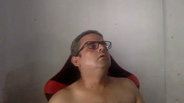 Katracho6969 online show from 06-17-26, 07:37