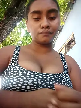 Lucy-Ferr online show from 10-07-25, 04:04