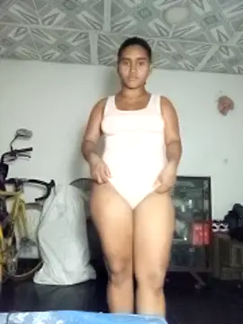 Lucy-Ferr online show from 02-05-26, 09:52