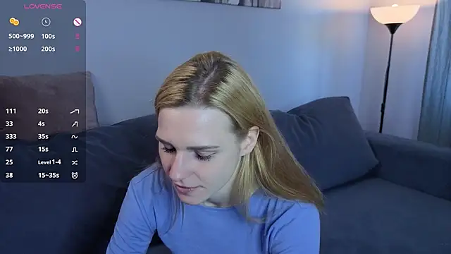 Snapshot of HelenMartines chatting on 09-11-25, 10:37 HelenMartines online show from 09-11-25, 10:37
