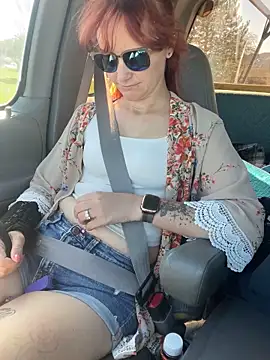 Snapshot of hotgirlkk1 chatting on 03-19-26, 10:47 hotgirlkk1 online show from 03-19-26, 10:47