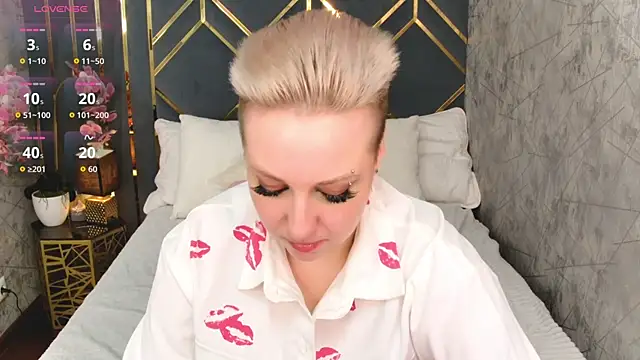 AlexandraGreen online show from 11-27-25, 09:06