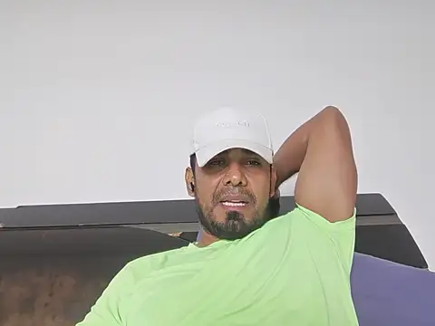 Camilo210520 online show from 07-09-26, 07:29