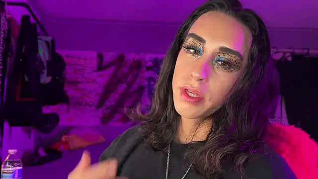 xoFrankie online show from 11-28-25, 06:49