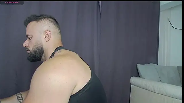 RickyMiami1 online show from 07-10-26, 04:53