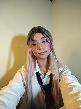 Snapshot of Ella_rr chatting on 02-26-26, 03:38 Ella rr online show from 02-26-26, 03:38