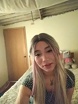 Snapshot of Ella_rr chatting on 03-01-26, 06:21 Ella rr online show from 03-01-26, 06:21