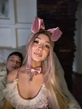 Snapshot of Ella_rr chatting on 03-26-26, 10:59 Ella rr online show from 03-26-26, 10:59