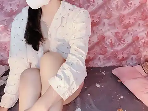 Snapshot of Miumiu028 chatting on 11-04-25, 07:40 Miumiu028 online show from 11-04-25, 07:40