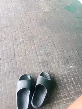 Snapshot of Arya85 chatting on 11-09-25, 11:14 Arya85 online show from 11-09-25, 11:14