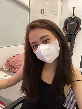 Mochi21 online show from 10-14-25, 04:13