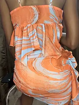 Snapshot of _Sanam_ chatting on 10-16-25, 01:50 Sanam online show from 10-16-25, 01:50