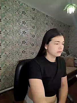 Snapshot of Albi_Glow chatting on 09-24-25, 02:37 Albi Glow online show from 09-24-25, 02:37