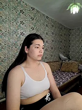 Snapshot of Albi_Glow chatting on 09-28-25, 07:47 Albi Glow online show from 09-28-25, 07:47