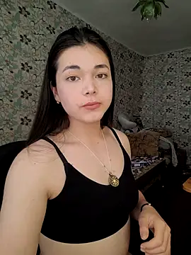 Snapshot of Albi_Glow chatting on 09-29-25, 08:30 Albi Glow online show from 09-29-25, 08:30