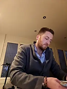 Snapshot of Keviios chatting on 10-14-25, 06:03 Keviios online show from 10-14-25, 06:03