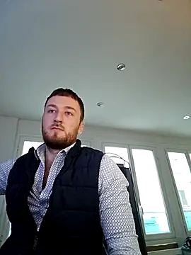 Snapshot of Keviios chatting on 10-17-25, 06:49 Keviios online show from 10-17-25, 06:49