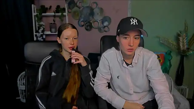 khloebeauty online show from 10-04-25, 07:12