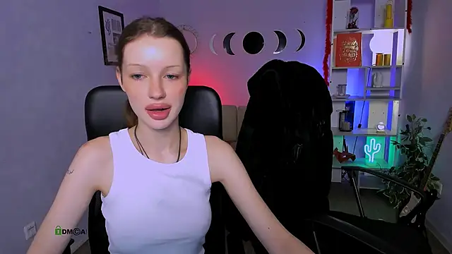 Snapshot of khloebeauty chatting on 04-11-26, 07:07 khloebeauty online show from 04-11-26, 07:07