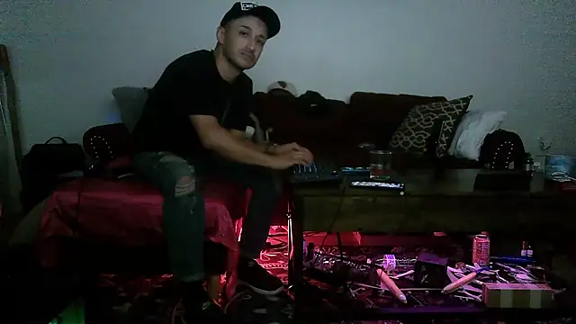 Sicksob online show from 05-16-26, 04:09