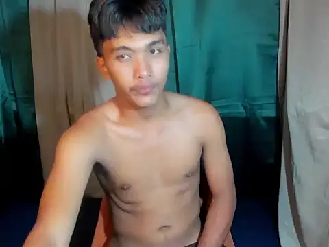 Snapshot of chris_hot_asian_loverboy chatting on 03-30-26, 10:38 chris hot asian loverboy online show from 03-30-26, 10:38