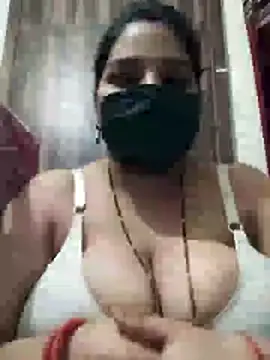 Snapshot of Sexybhabhi6 chatting on 02-22-26, 01:09 Sexybhabhi6 online show from 02-22-26, 01:09