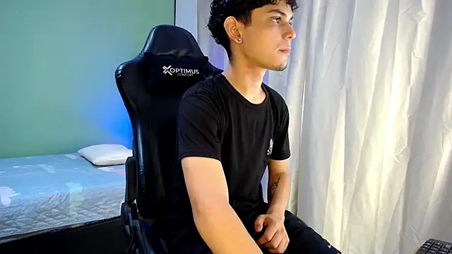 dilan hott  online show from 10-09-25, 08:40