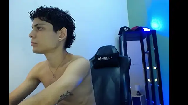 dilan hott  online show from 01-19-26, 03:05