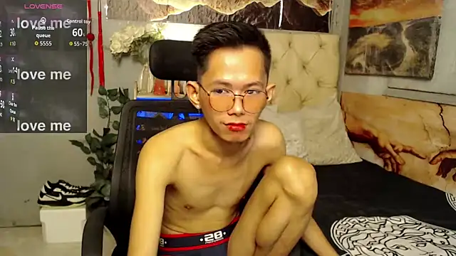 Snapshot of Skinny_CumLoader69 chatting on 09-21-25, 06:20 Skinny CumLoader69 online show from 09-21-25, 06:20