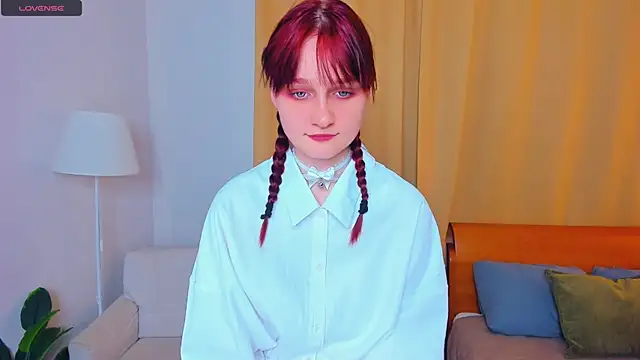 KatyKufel online show from 10-21-25, 06:41