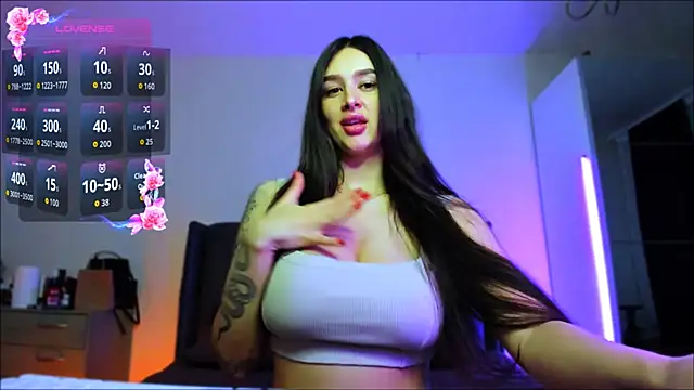 Veronica Larsson online show from 09-19-25, 04:18