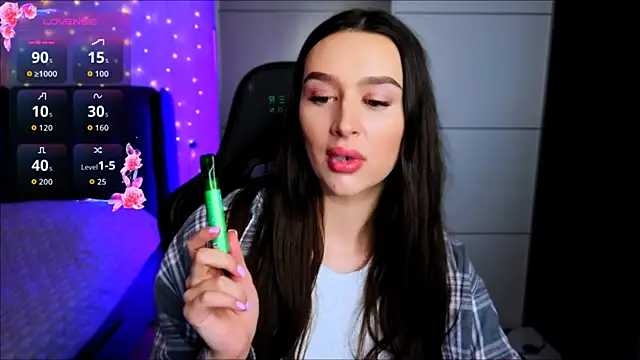 Veronica Larsson online show from 02-12-26, 02:56