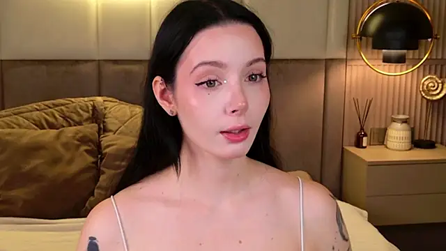 Goldy Stark online show from 10-12-25, 08:41