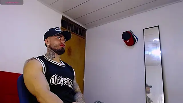 tommyblessd1 online show from 06-11-26, 02:53