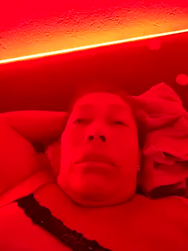 Snapshot of Naomi-Mature chatting on 02-15-26, 08:24 Naomi-Mature online show from 02-15-26, 08:24