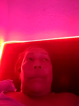 Snapshot of Naomi-Mature chatting on 03-04-26, 08:04 Naomi-Mature online show from 03-04-26, 08:04