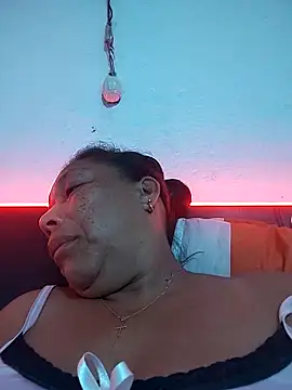 Snapshot of Naomi-Mature chatting on 03-07-26, 09:28 Naomi-Mature online show from 03-07-26, 09:28