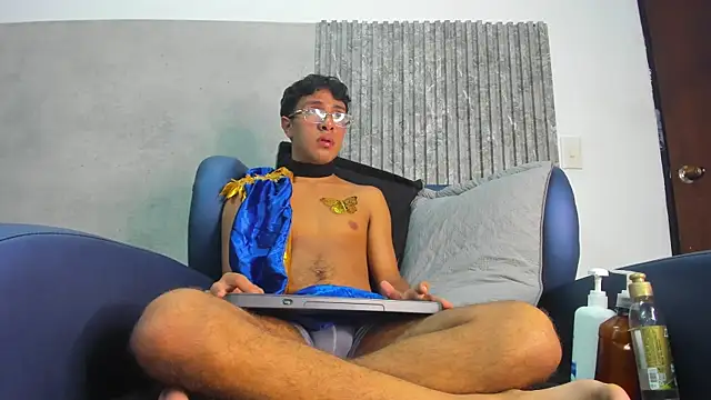 Snapshot of maximiliano_jam chatting on 10-01-25, 04:07 maximiliano jam online show from 10-01-25, 04:07