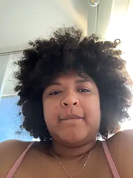 Snapshot of Rizos_hot_official chatting on 03-25-26, 01:50 Rizos hot official online show from 03-25-26, 01:50