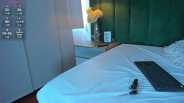 Snapshot of kittyy_milk_001 chatting on 09-23-25, 05:49 kittyy milk 001 online show from 09-23-25, 05:49