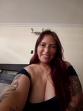 EvelynDuboiss online show from 10-10-25, 02:49