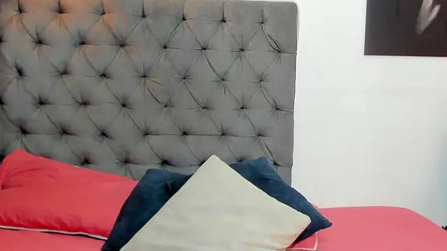nahiroby ebony online show from 04-29-26, 06:03