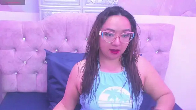 leyla smithh online show from 10-22-25, 12:27