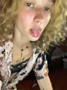 Snapshot of __grace__ chatting on 03-03-26, 10:32 grace online show from 03-03-26, 10:32